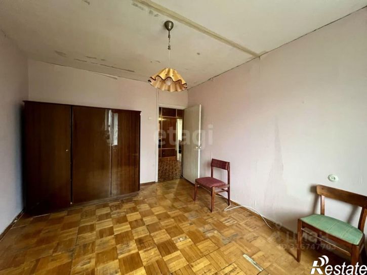 2-комн квартира улица Суркова, 6,  д. 6