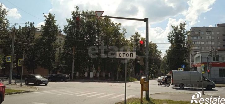 Комната Большая Октябрьская улица, 69,  д. 69