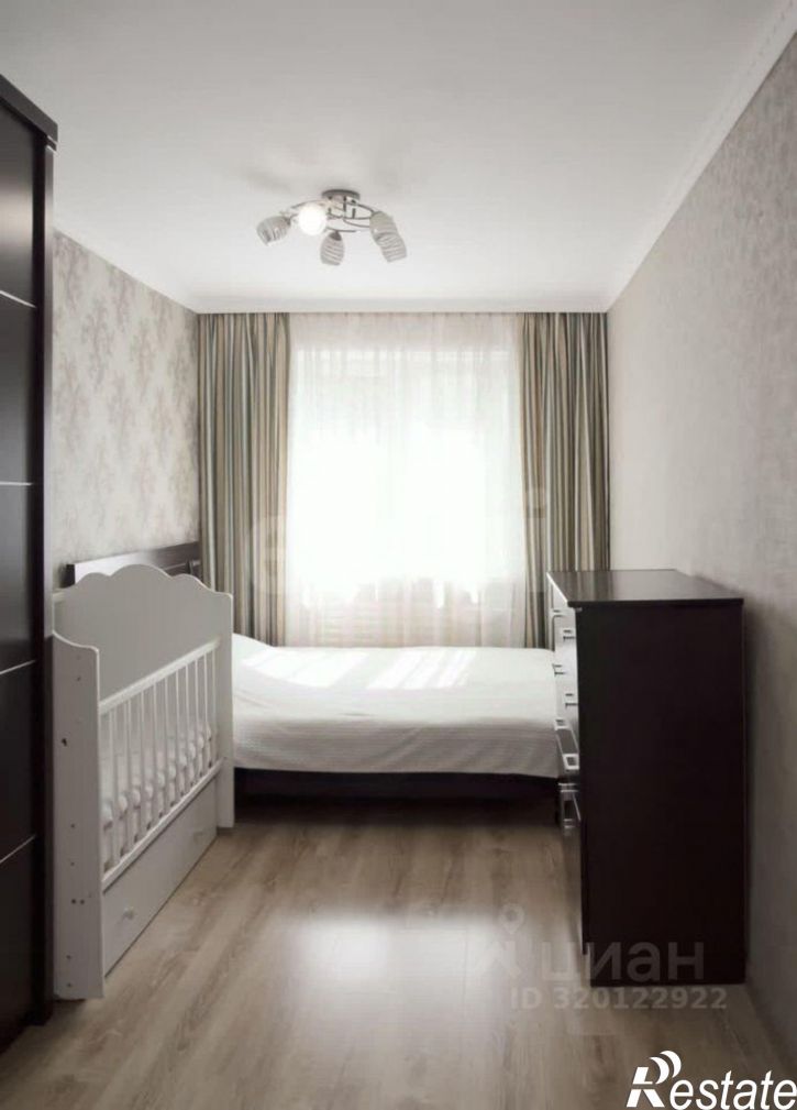 2-комн квартира улица Серго Орджоникидзе, 4,  д. 4