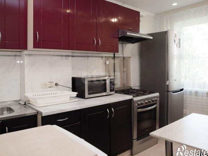 2-комн квартира улица Серго Орджоникидзе, 4,  д. 4