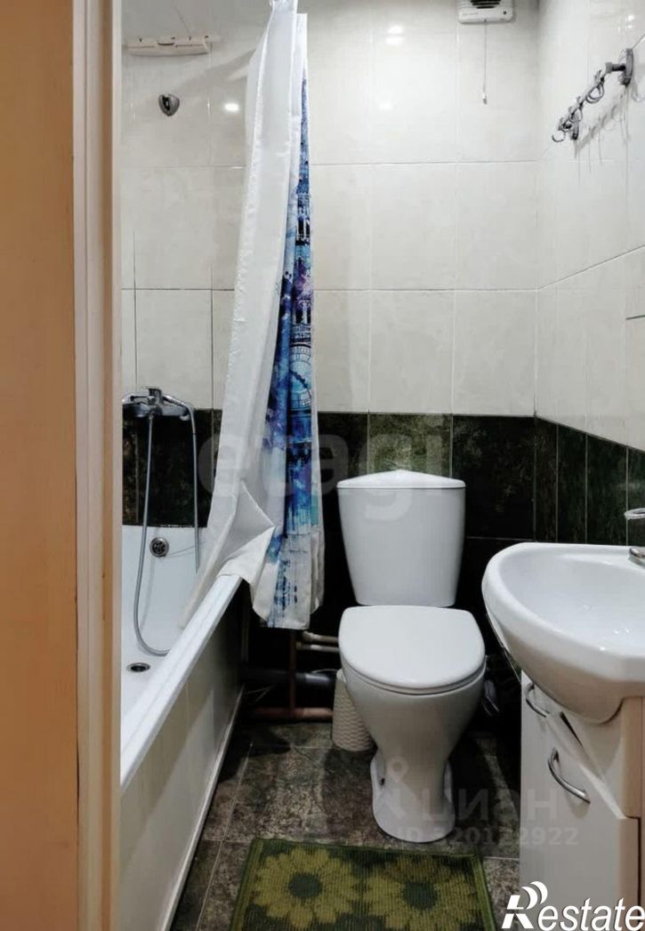 2-комн квартира улица Серго Орджоникидзе, 4,  д. 4