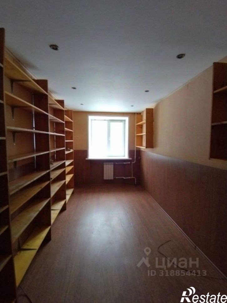 3-комн квартира Московский проспект, 82,  д. 82