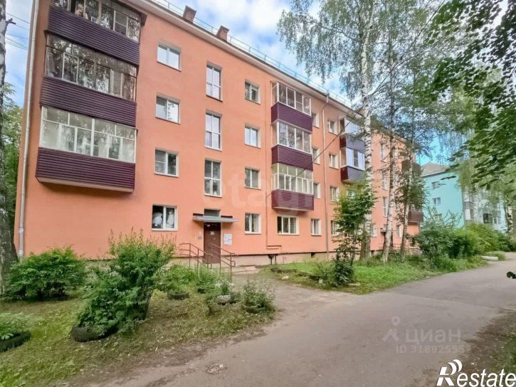 1-комн квартира улица Комарова, 4,  д. 4