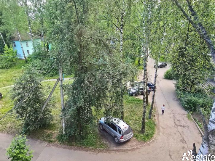 1-комн квартира улица Комарова, 4,  д. 4