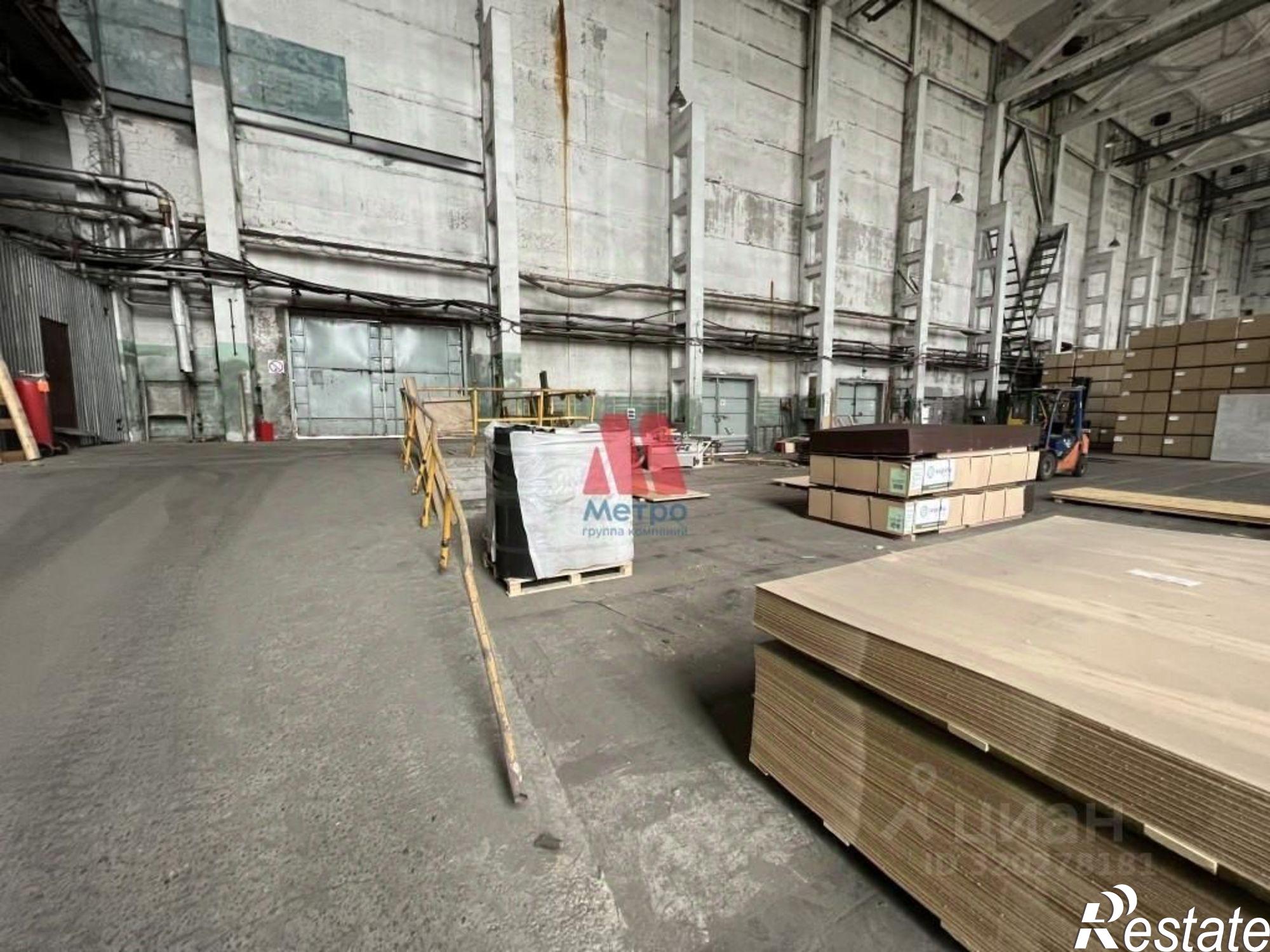 Сдать складское помещение за 180 000 рублей на проспект Октября, 93