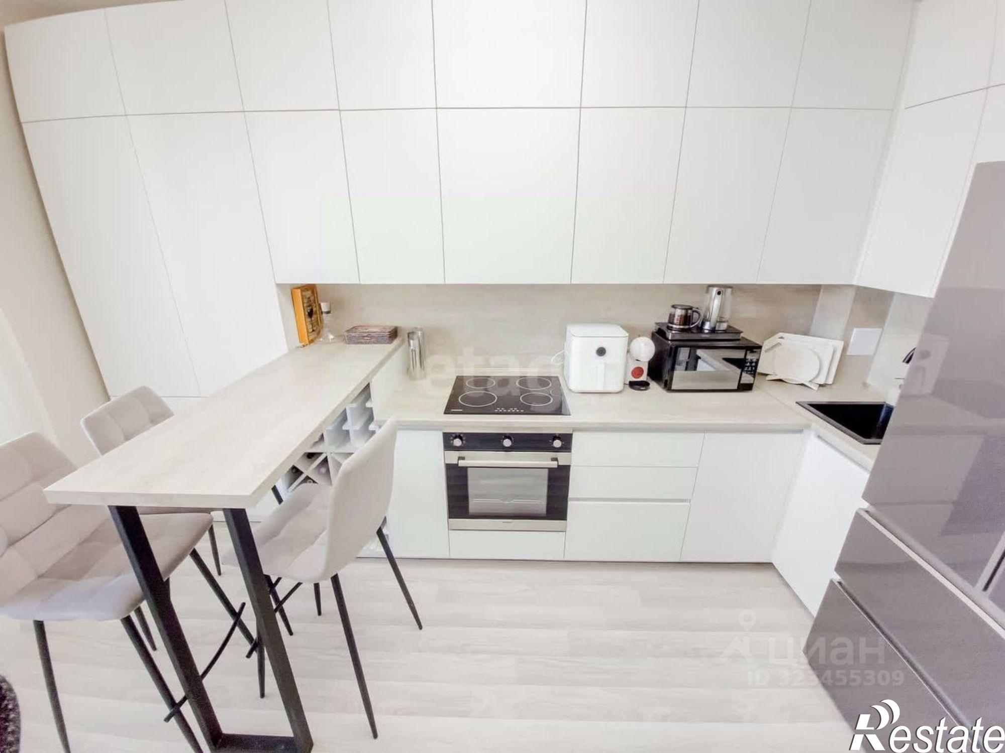 Купить квартиру за 6 049 000 рублей на улица Александра Додонова, 4 к4