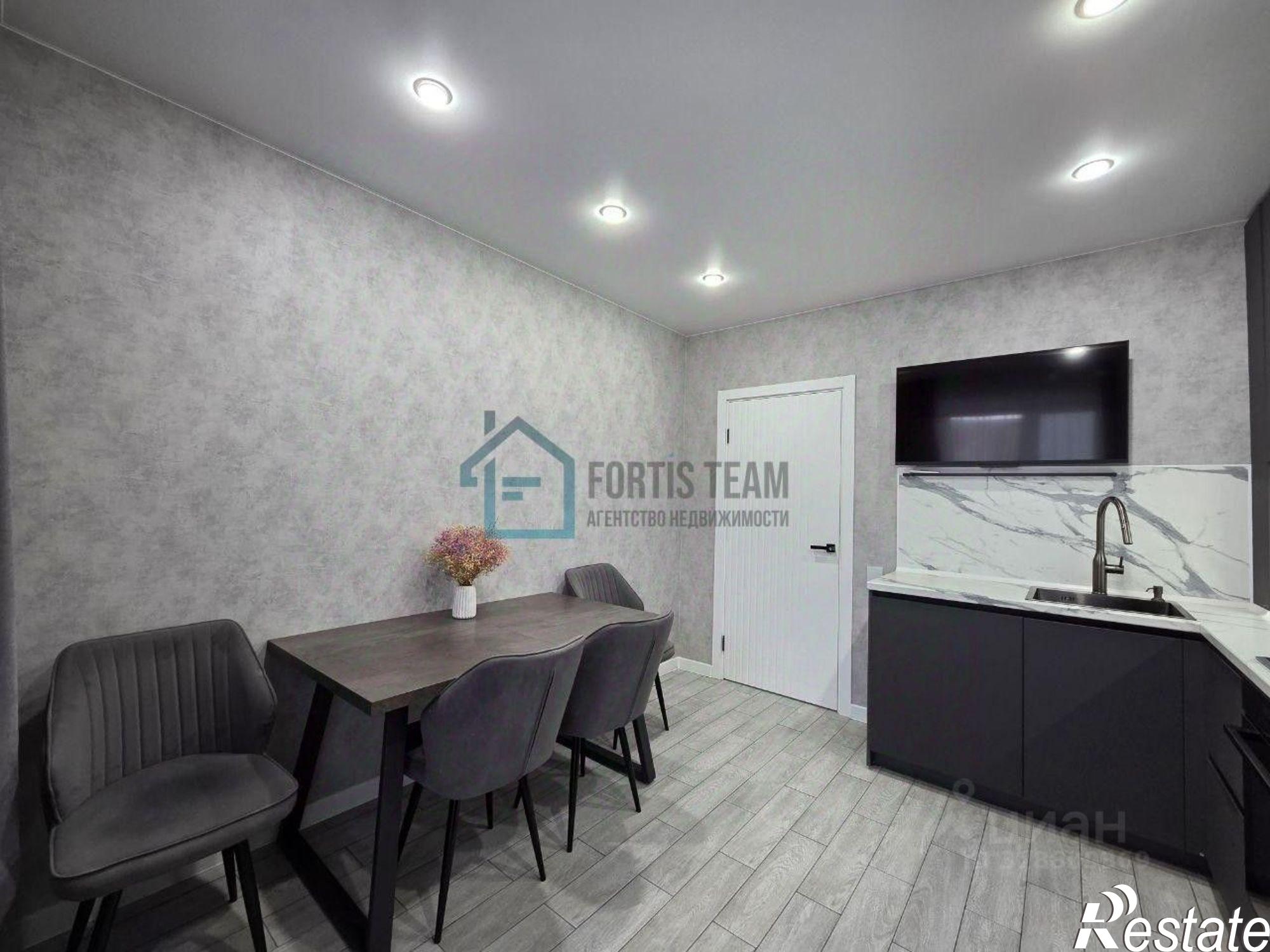 Купить квартиру за 11 490 000 рублей на Урочская улица, 14