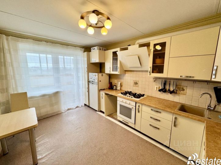 2-комн квартира улица Панина, 17 к2,  д. 17 к2