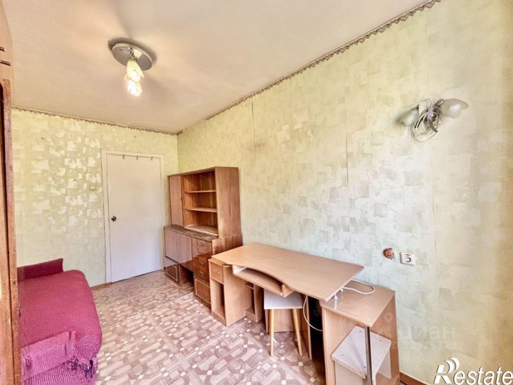 3-комн квартира Красноборская улица, 25,  д. 25