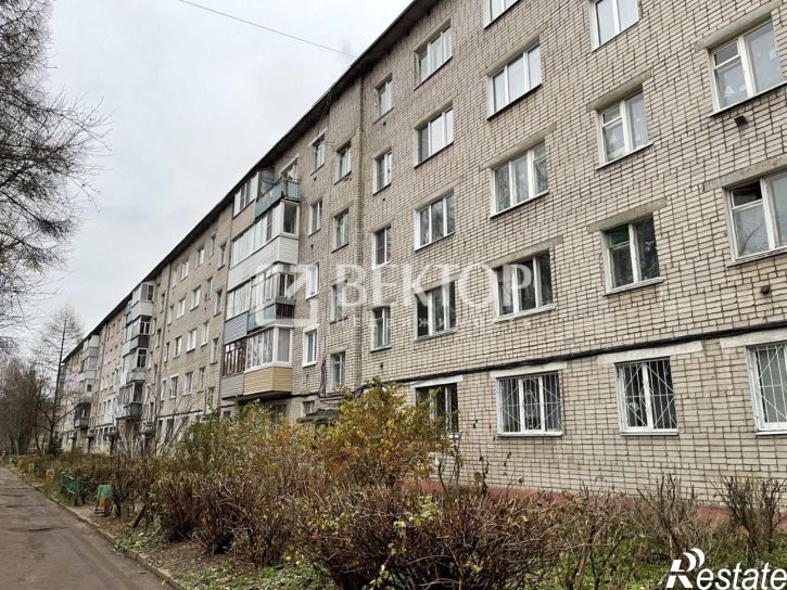 3-комн квартира улица Калинина, 23,  д. 23