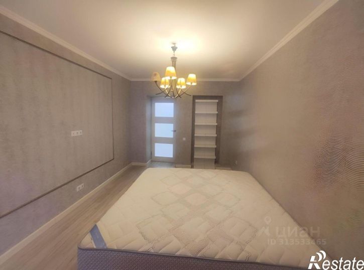 3-комн квартира пр-кт Дзержинского, 27 2,  д. 27 2,  к. 2