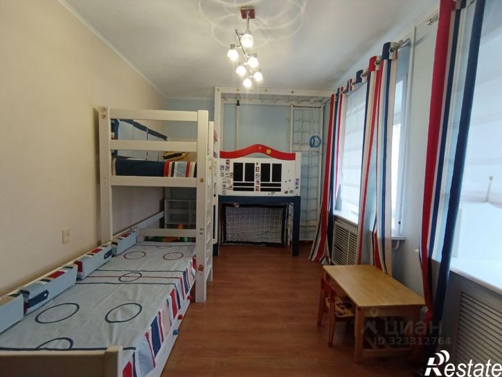 3-комн квартира проспект Дзержинского, 8 к3,  д. 8 к3