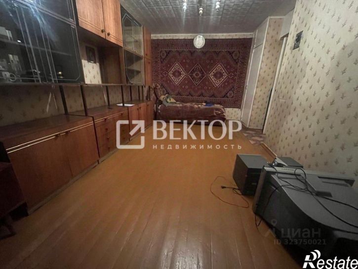 2-комн квартира Угличская улица, 62,  д. 62