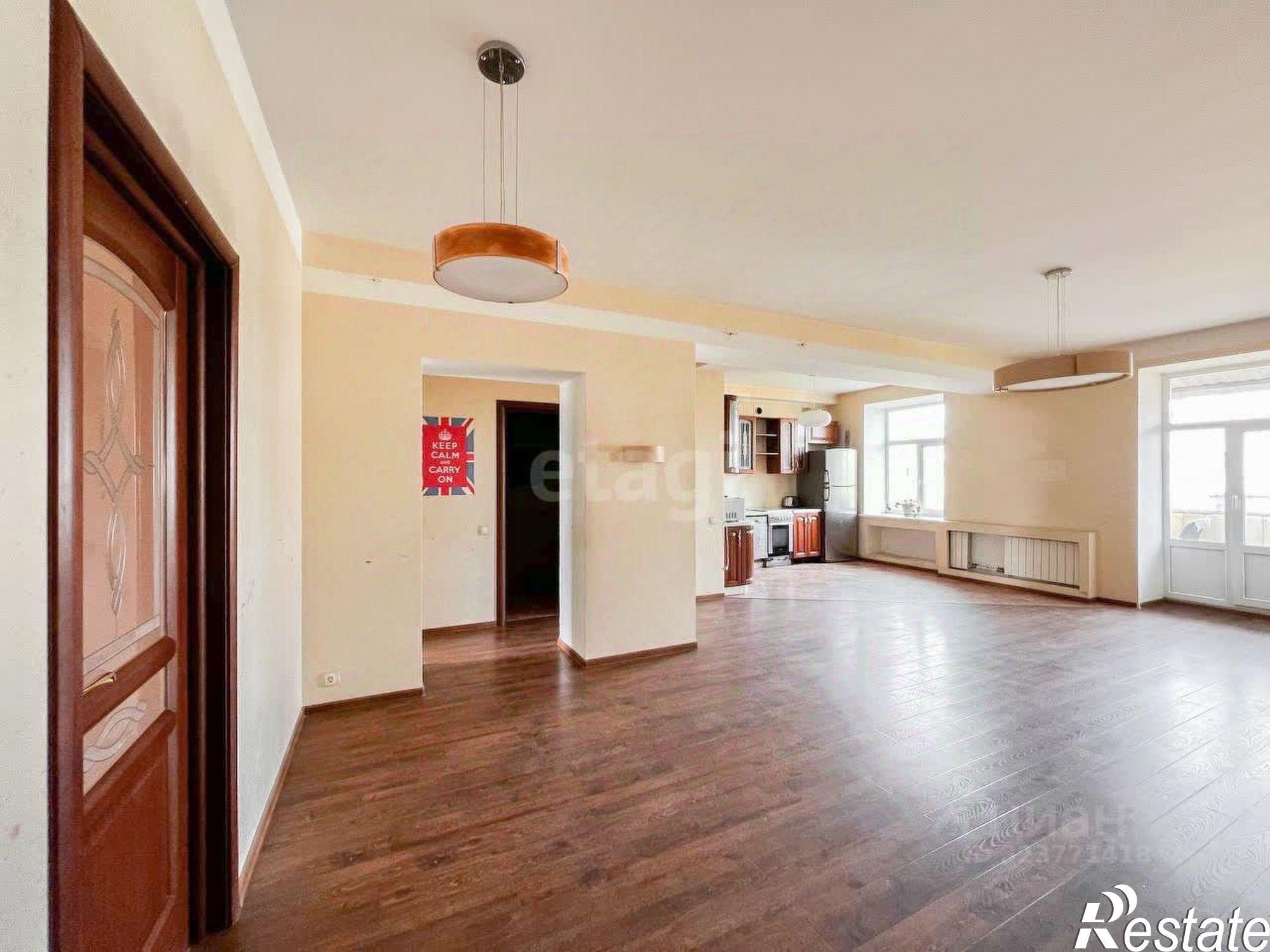 Купить квартиру за 9 990 000 рублей на улица Свободы, 81/33