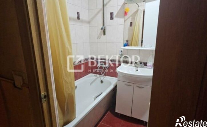 3-комн квартира улица Бабича, 14,  д. 14