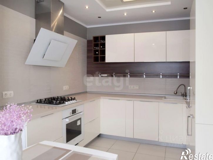 3-комн квартира ул Труфанова, 28а,  д. 28а