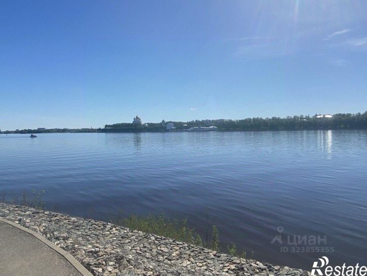 2-комн квартира улица Стопани, 8,  д. 8