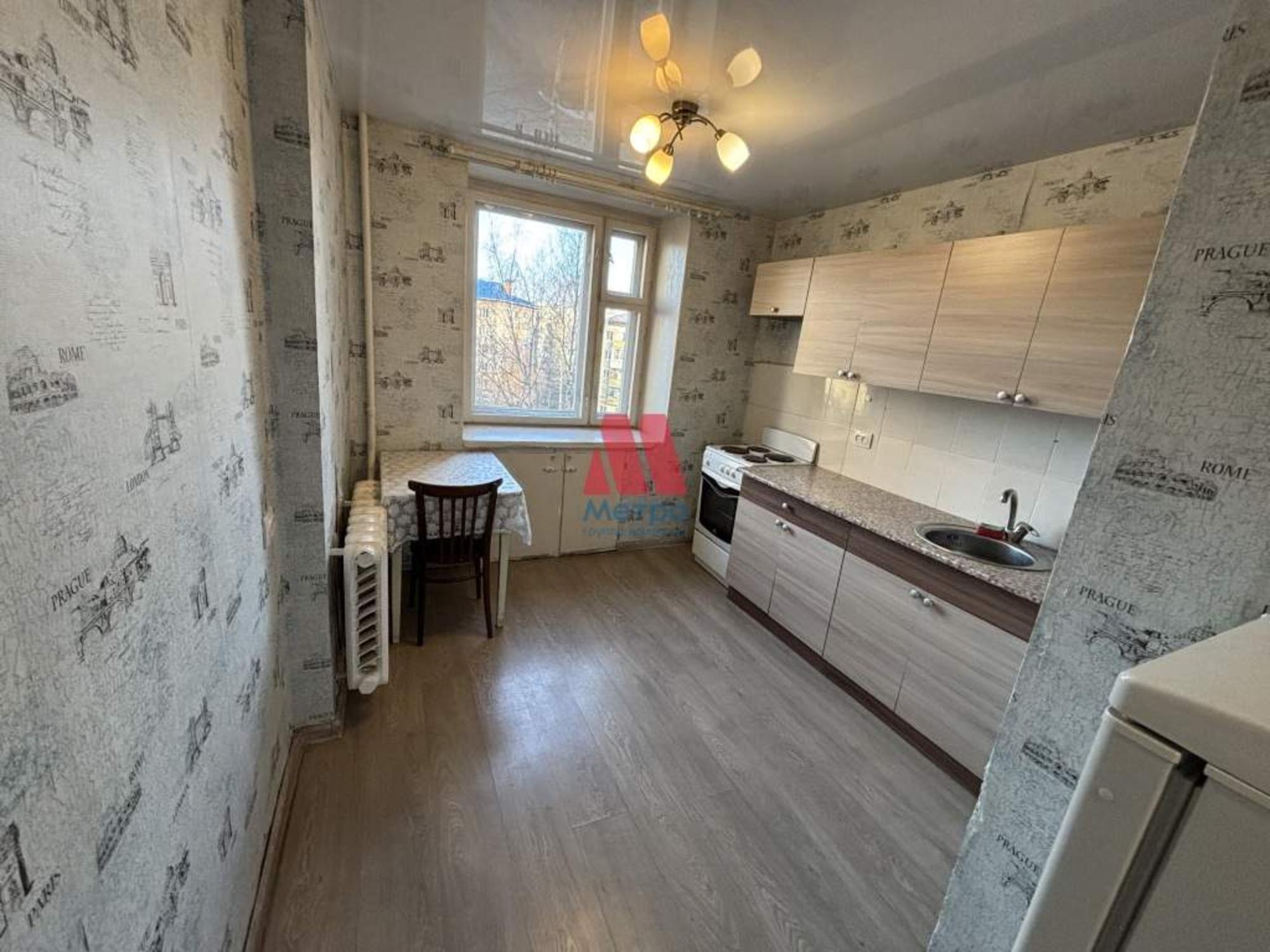 Купить квартиру за 3 250 000 рублей на Нефтяников улица, д.19