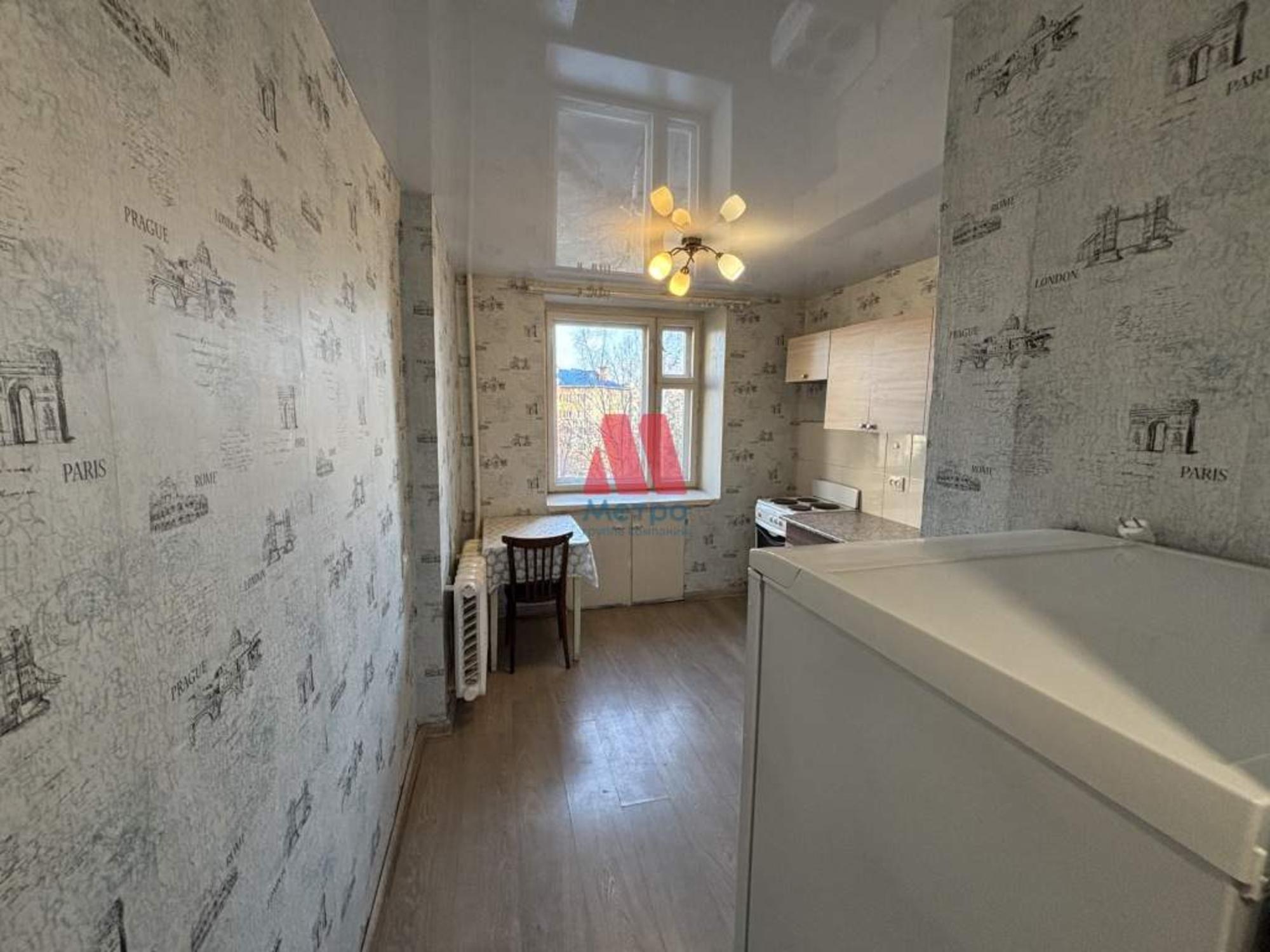 Купить квартиру за 3 250 000 рублей на Нефтяников улица, д.19