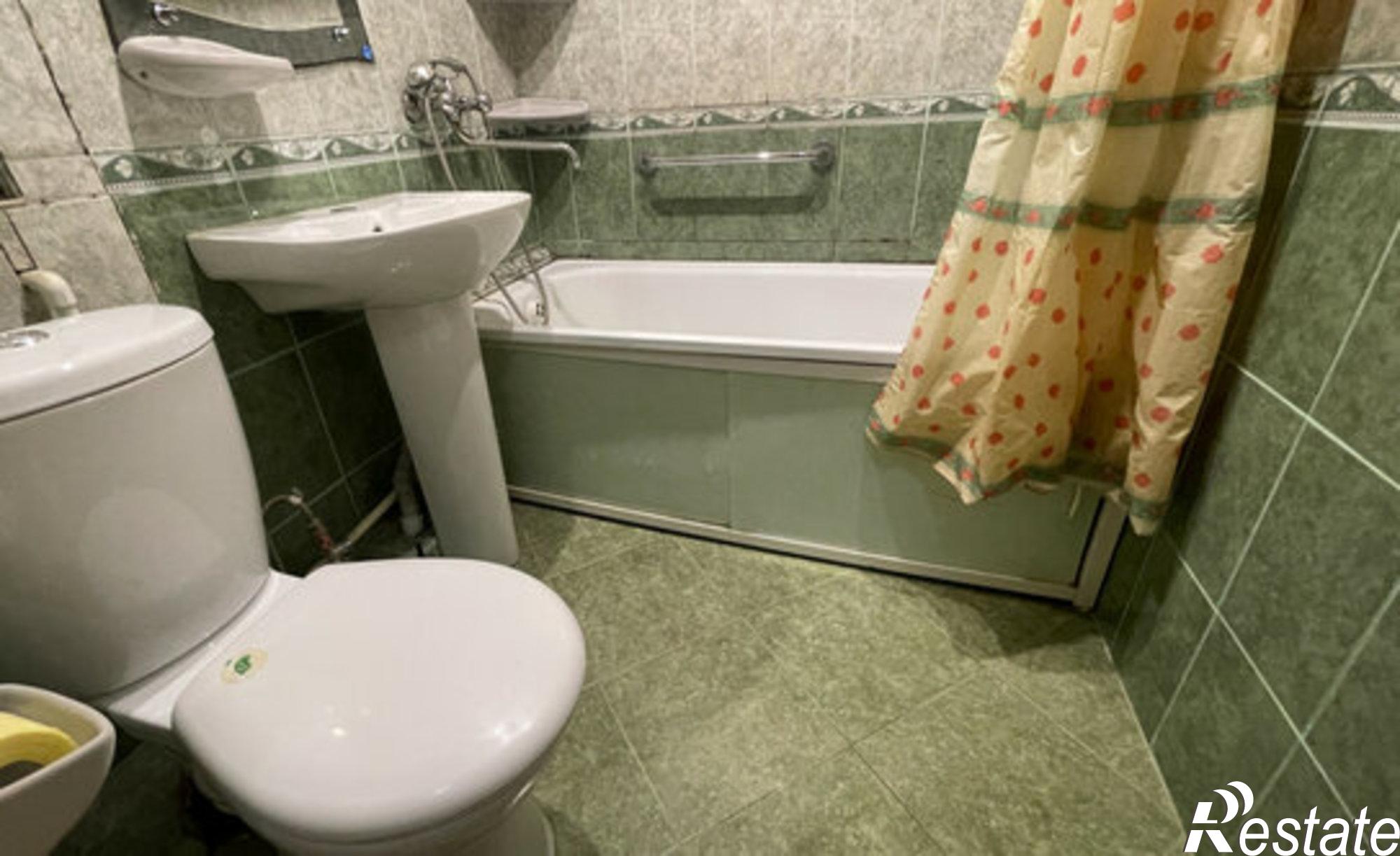 Купить квартиру за 2 390 000 рублей на улица Пирогова, 43