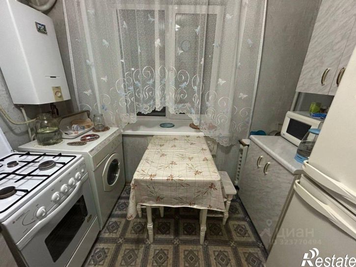 3-комн квартира улица Нефтяников, 15,  д. 15