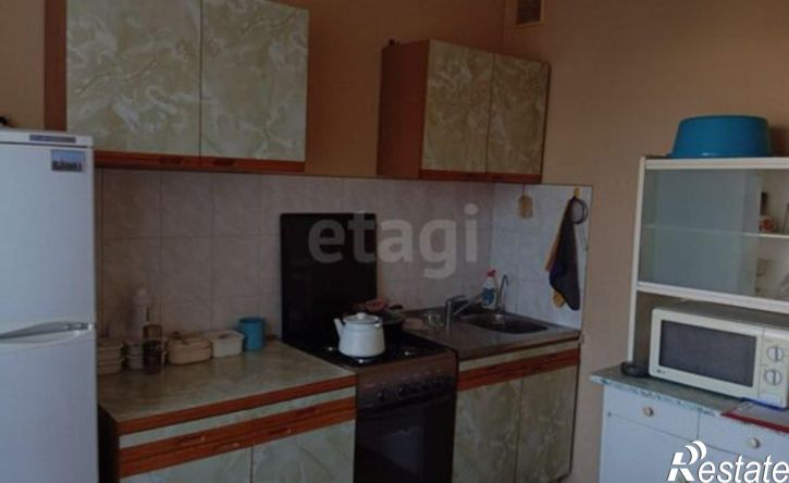 3-комн квартира пр-кт Машиностроителей, 15 2,  д. 15 2,  к. 2