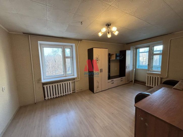 1-комн квартира Нефтяников улица, д.19