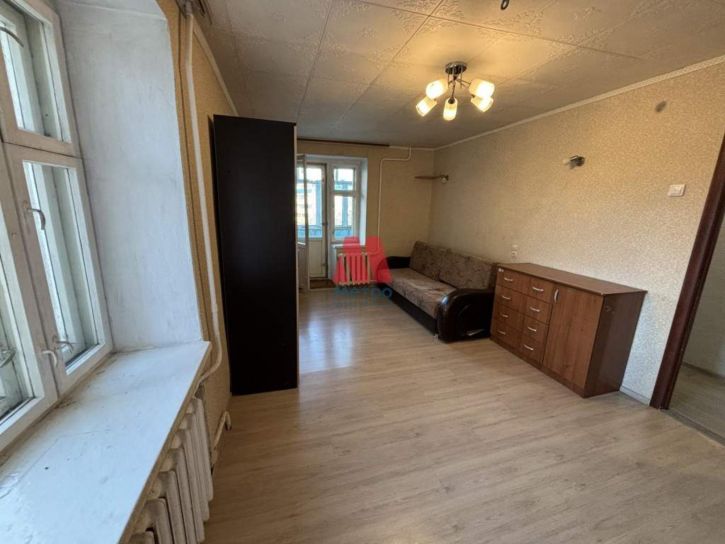 1-комн квартира Нефтяников улица, д.19