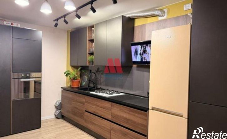 2-комн квартира пр-кт Авиаторов, 9А,  д. 9А