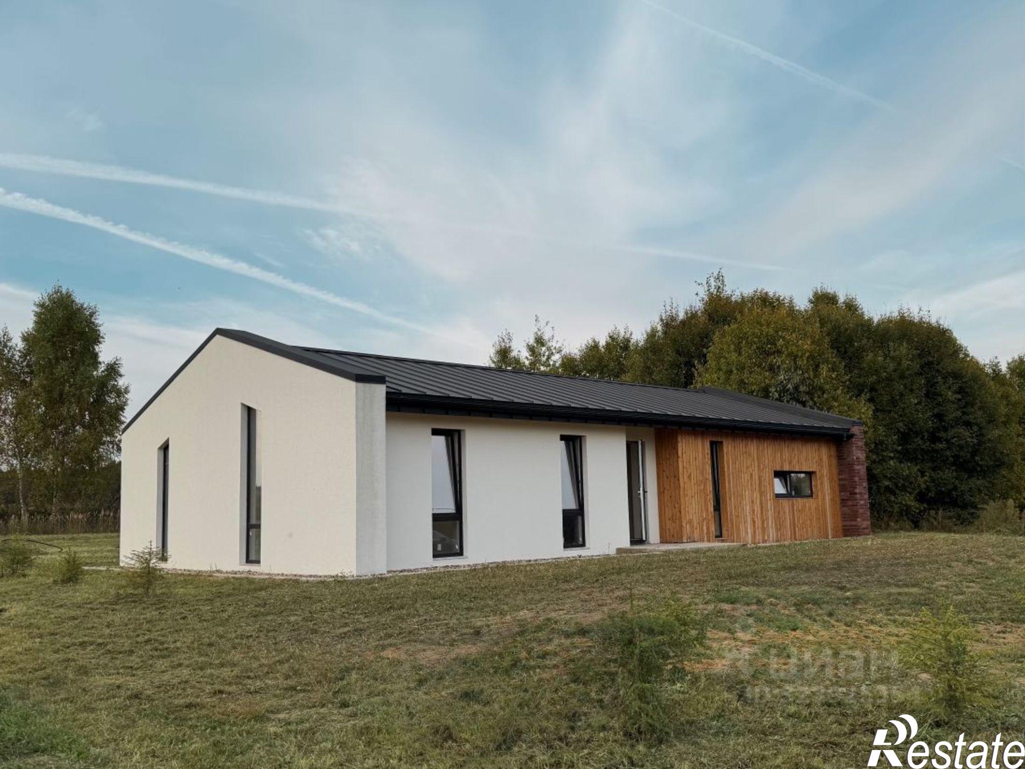 Купить дачу, дом, коттедж за 9 200 000 рублей на Советская площадь, 7