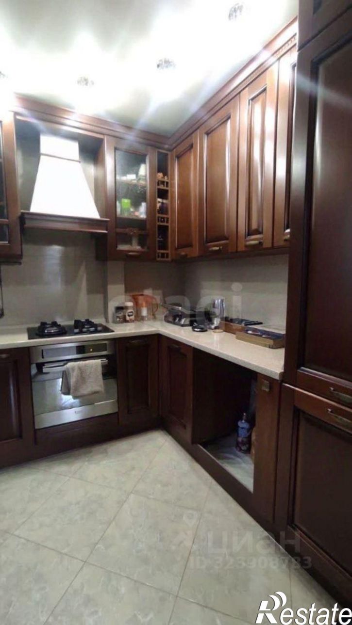 3-комн квартира улица Розы Люксембург, 24А,  д. 24А