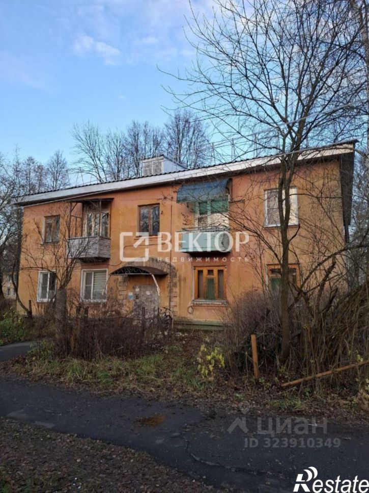 2-комн квартира поселок 50 Завода, 32,  д. 32