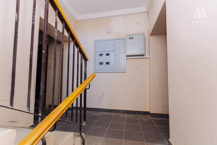 2-комн квартира Авиаторов проспект, д.11