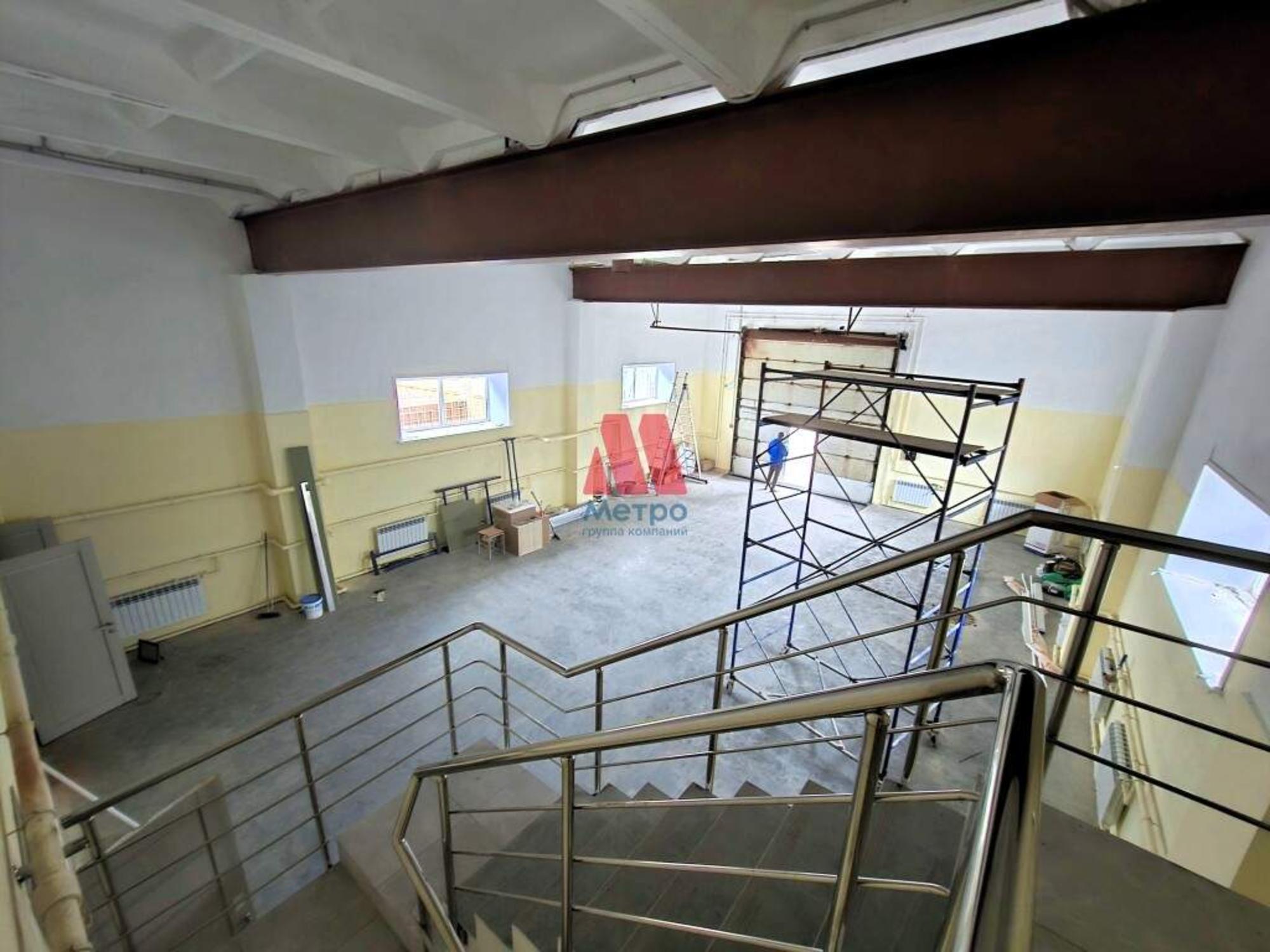 Сдать складское помещение за 120 000 рублей на Октября проспект, д.89