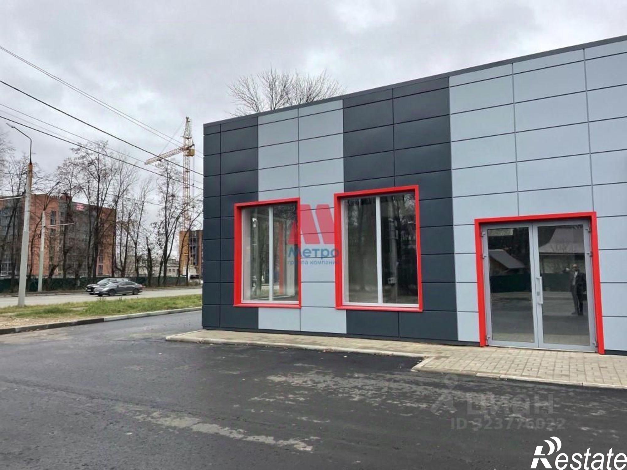 Сдать торговое помещение за 400 000 рублей на ул Парижская Коммуна, 11