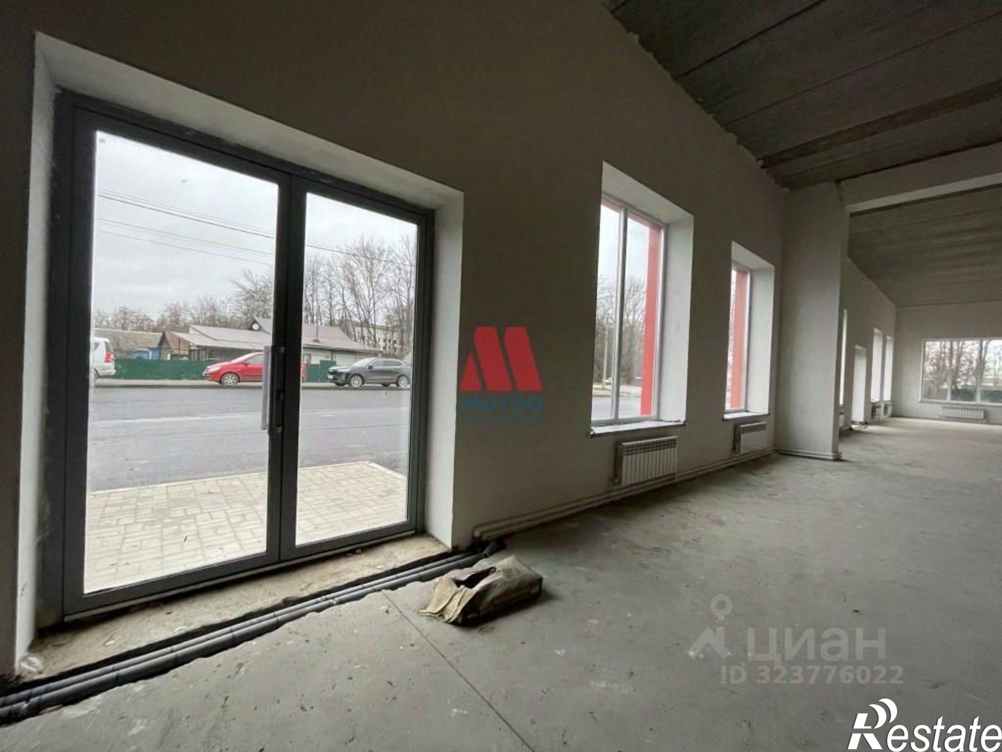 Сдать торговое помещение за 400 000 рублей на ул Парижская Коммуна, 11