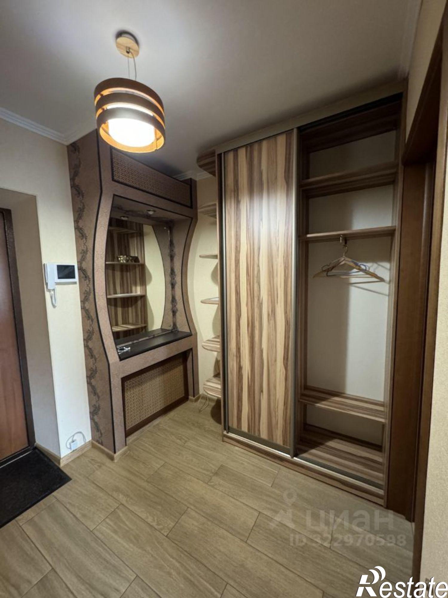 Сдать квартиру за 34 000 рублей на ул Володарского, 99