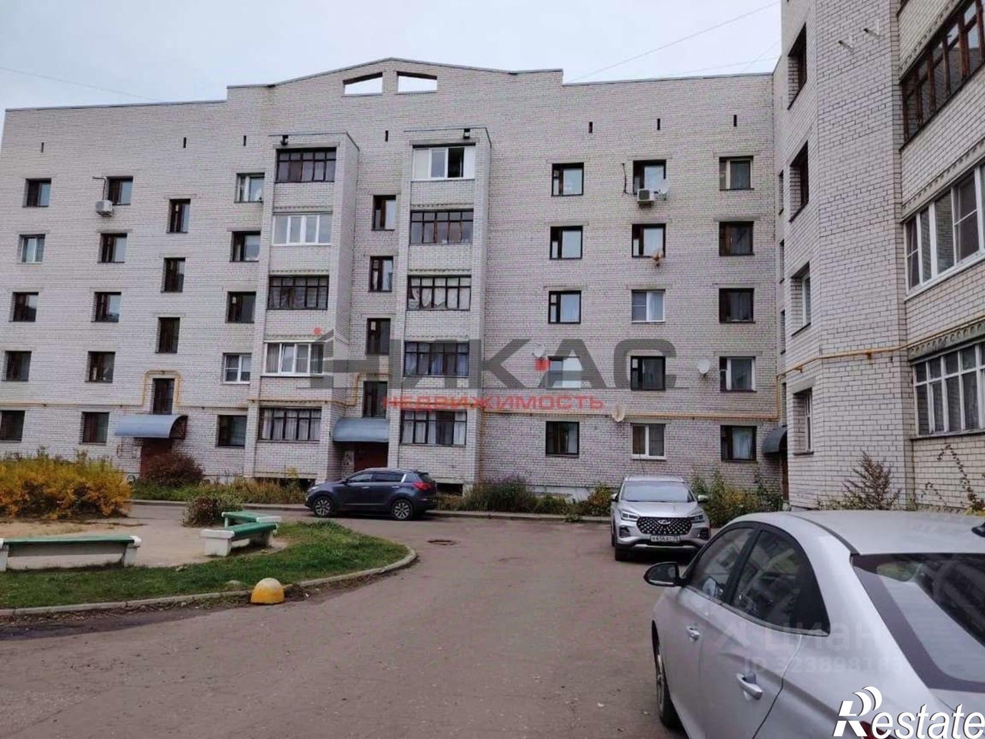 Сдать квартиру за 40 000 рублей на ул Ярославская, 144