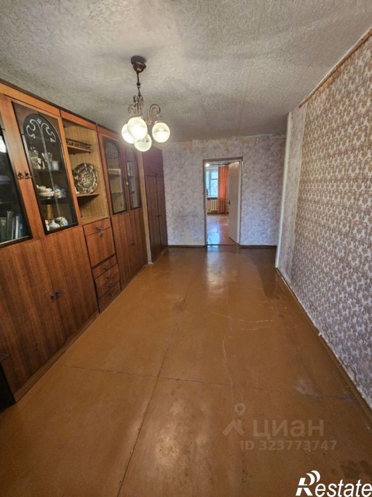 3-комн квартира улица Ньютона, 28А,  д. 28А