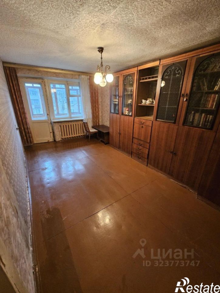 3-комн квартира улица Ньютона, 28А,  д. 28А