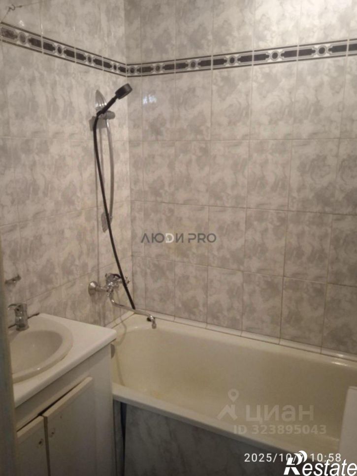 2-комн квартира Суздальская улица, 180 к2,  д. 180 к2