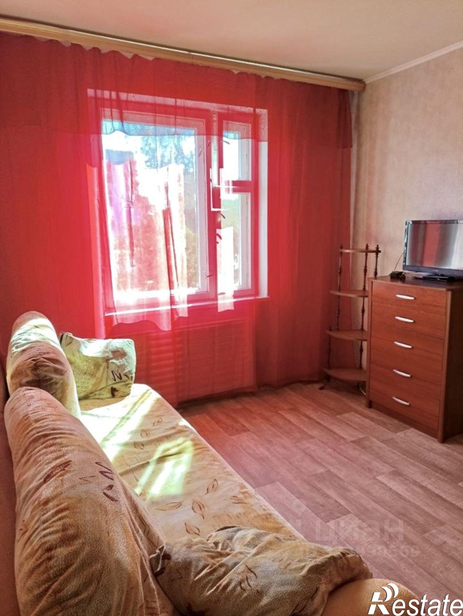 Сдать квартиру за 12 000 рублей на ул Саукова, 3