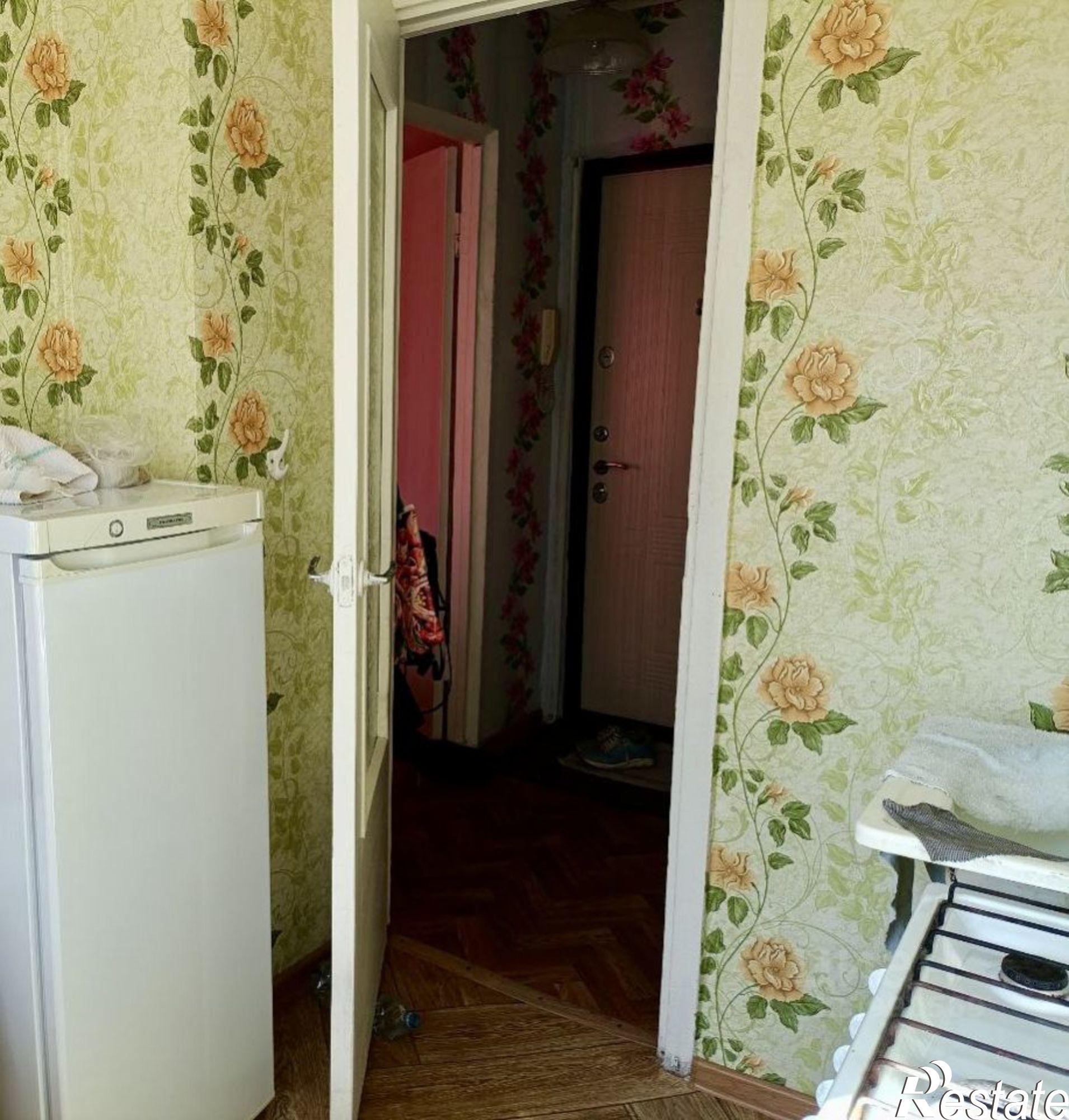 Сдать квартиру за 12 000 рублей на ул Саукова, 3