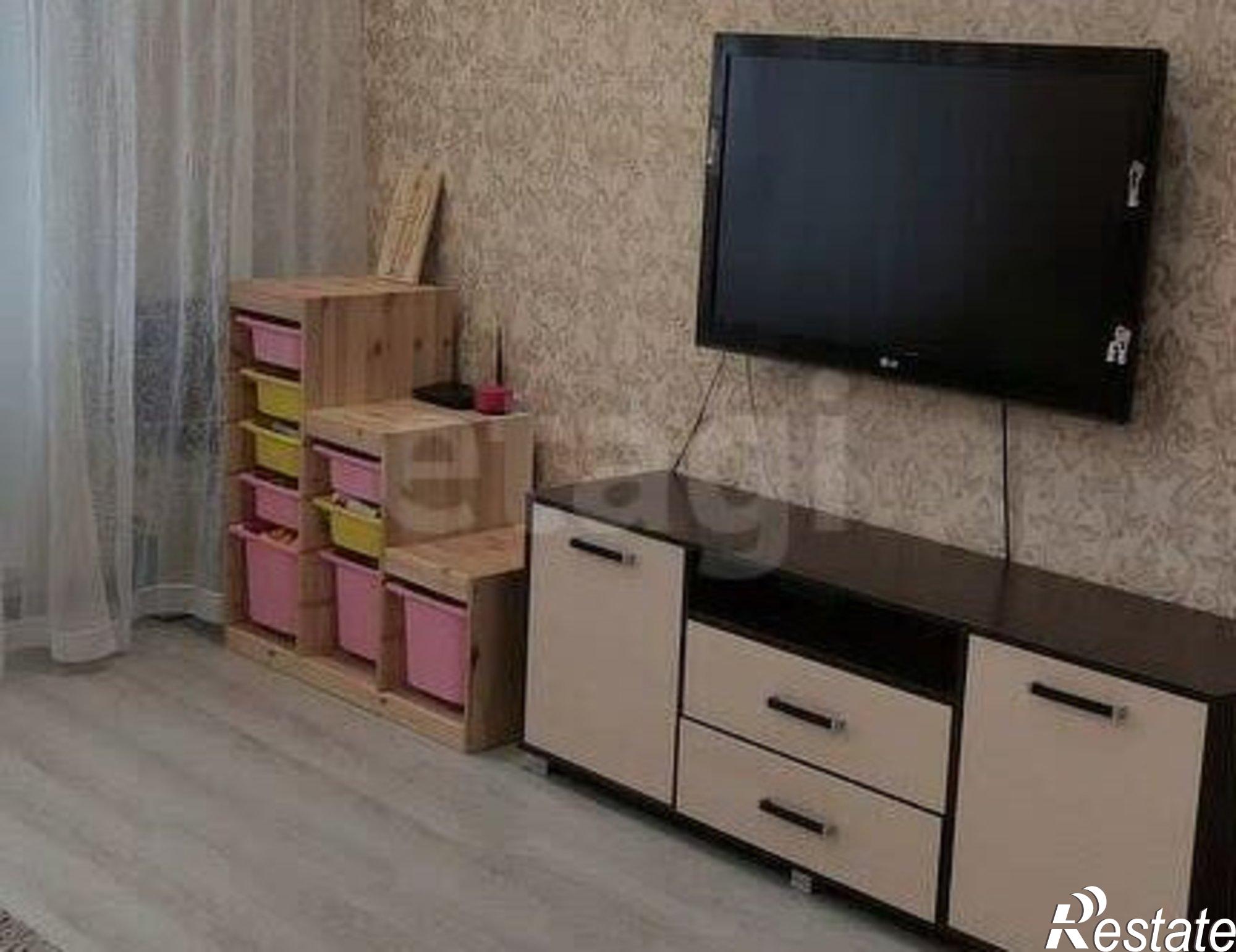 Купить квартиру за 3 100 000 рублей на ул Космонавтов, 25