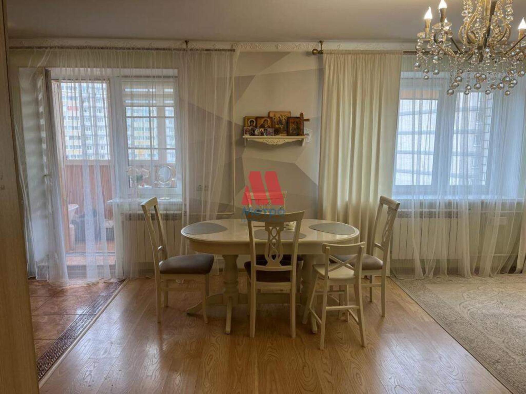 Купить квартиру за 10 490 000 рублей на Академика Колмогорова улица, д.15к2