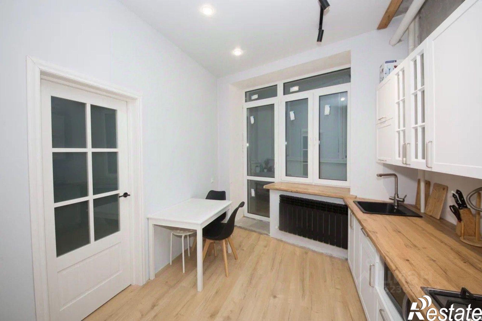 Купить квартиру за 5 190 000 рублей на Приозёрная улица, 5