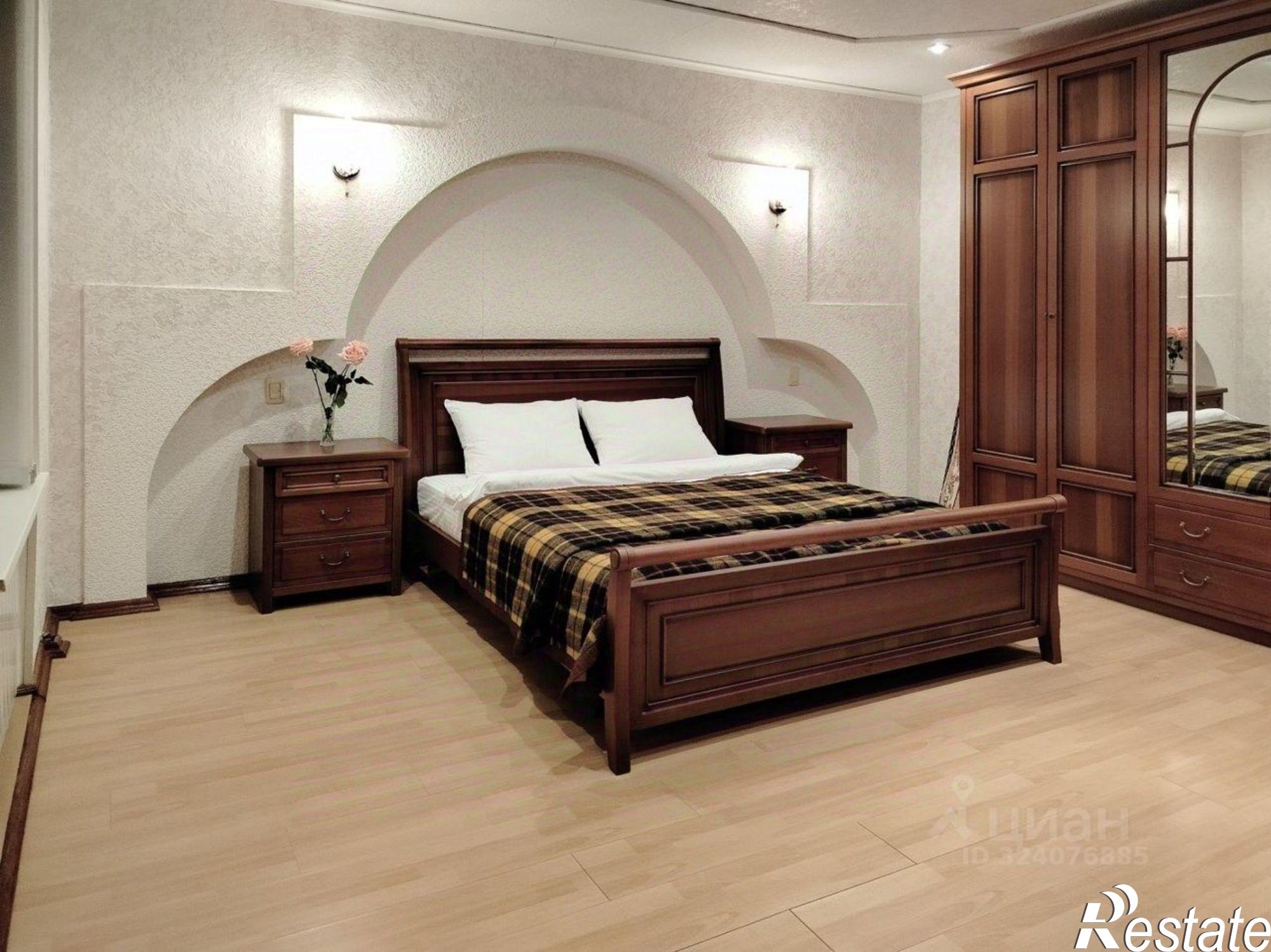 Купить квартиру за 10 000 000 рублей на Волжская наб, 41