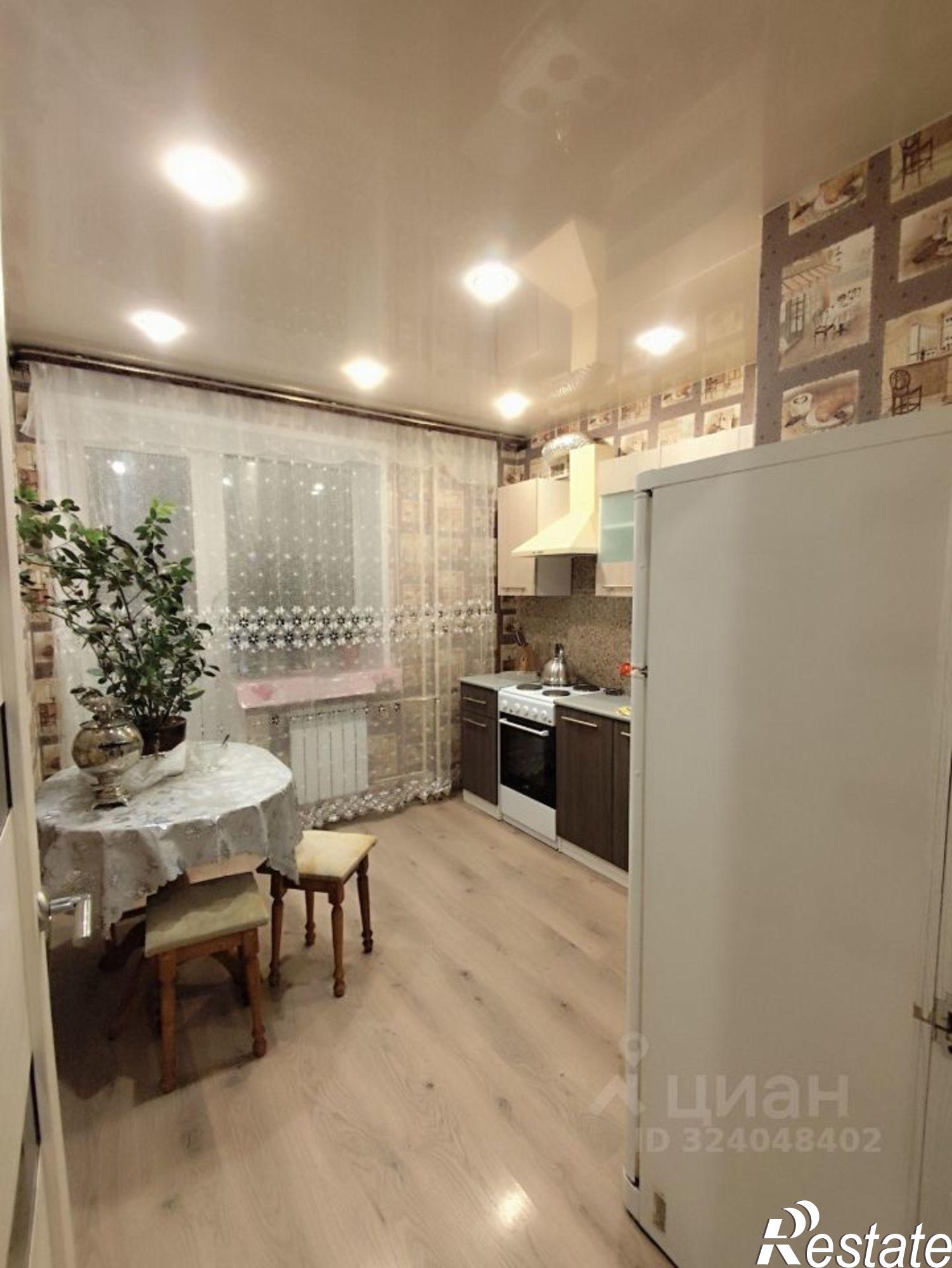 Сдать квартиру за 20 000 рублей на ул Короленко, 3 2