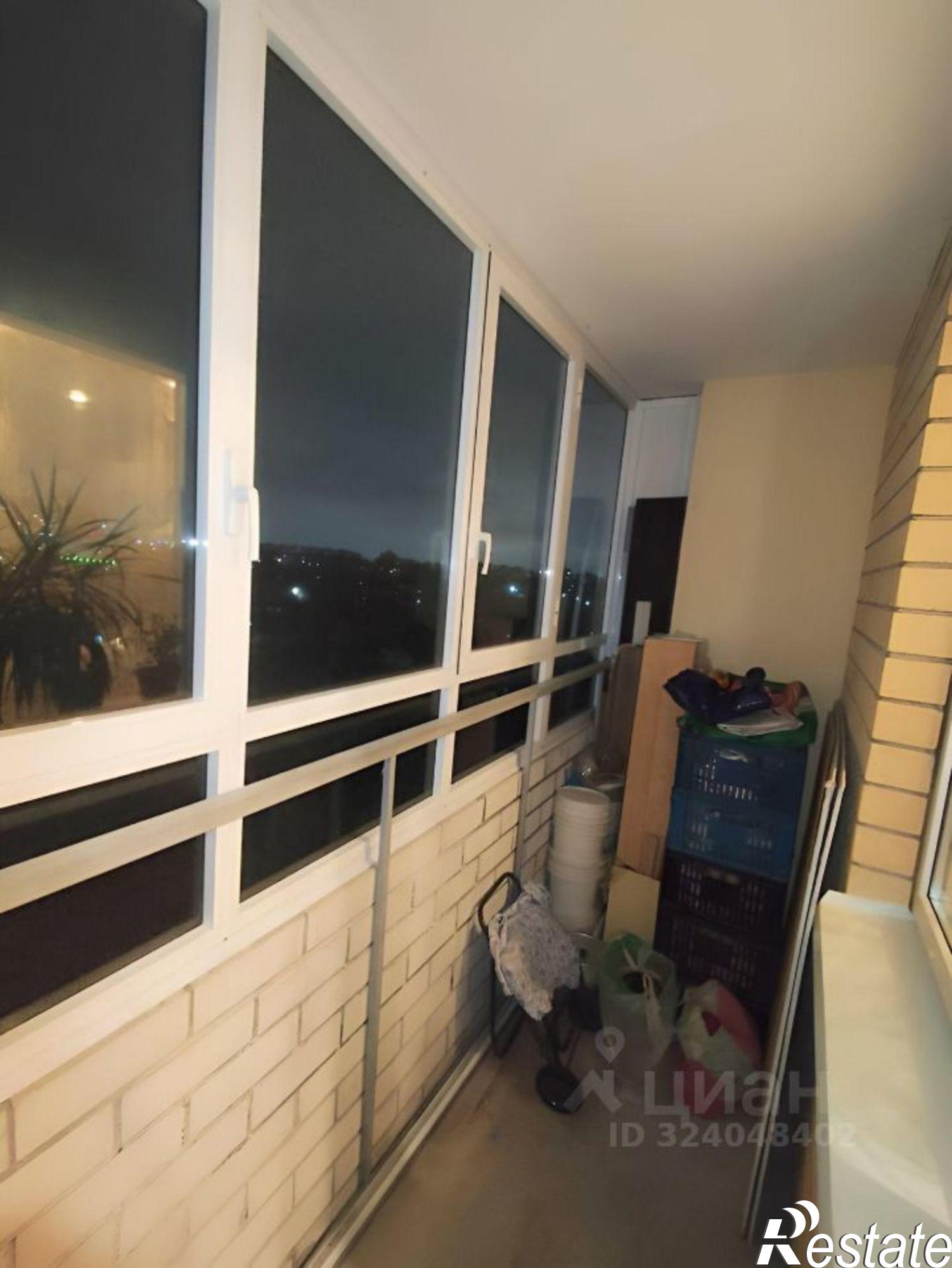 Сдать квартиру за 20 000 рублей на ул Короленко, 3 2