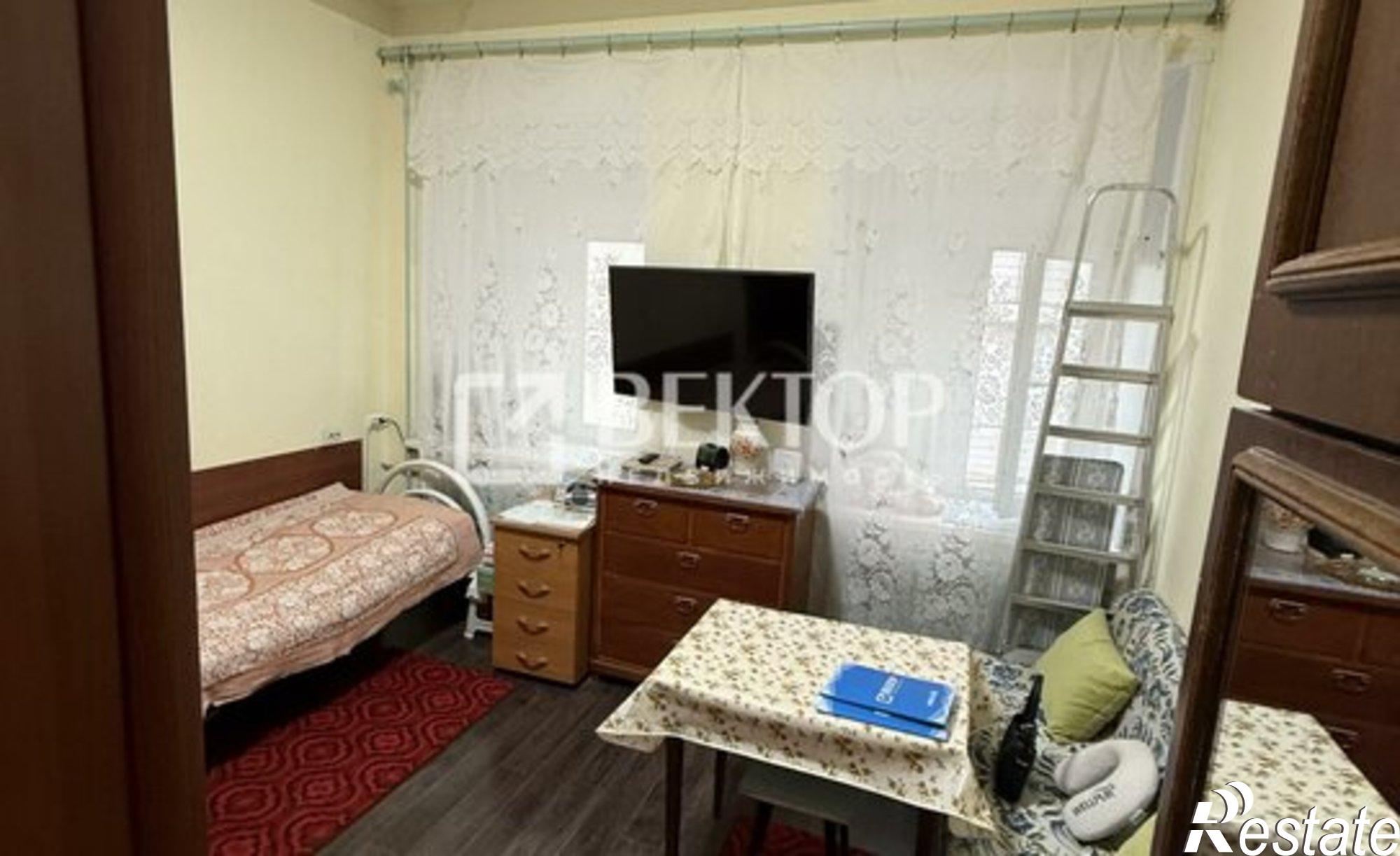 Купить квартиру за 11 000 000 рублей на ул Нахимсона, 13